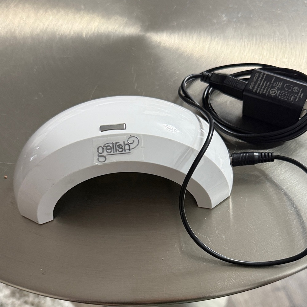 Gelish White Nail Lamp